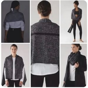 Lululemon Vinyasa wrap black/ white
